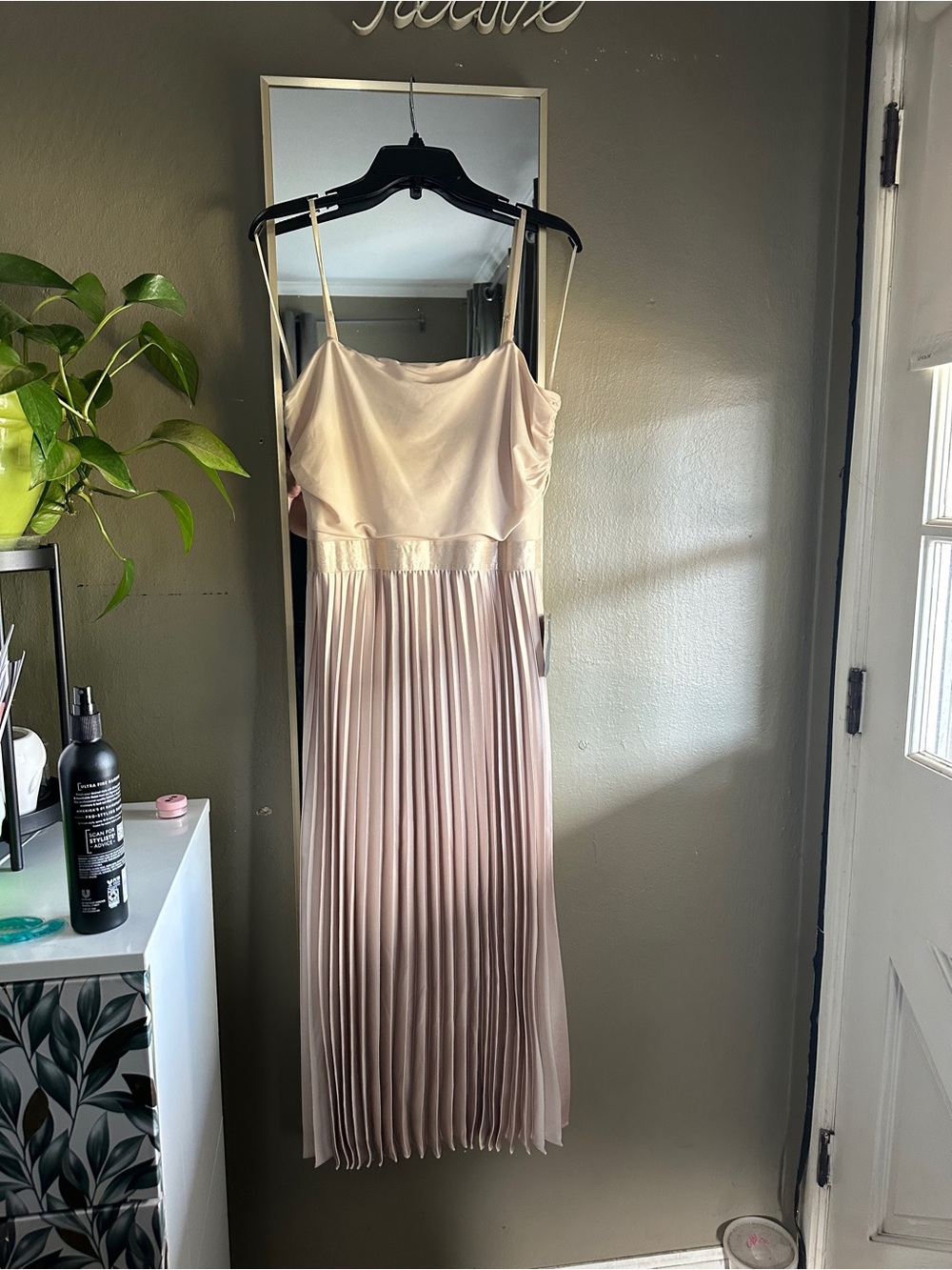 Max Studio Pale Blush Pleated Maxi Dress